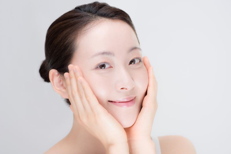 dùng Serum khắc phục các vấn đề về da